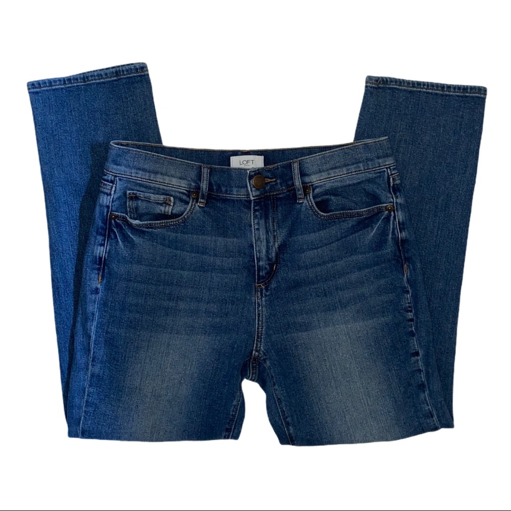 Loft Outlet High Rise Girlfriend Jeans. Size 6
